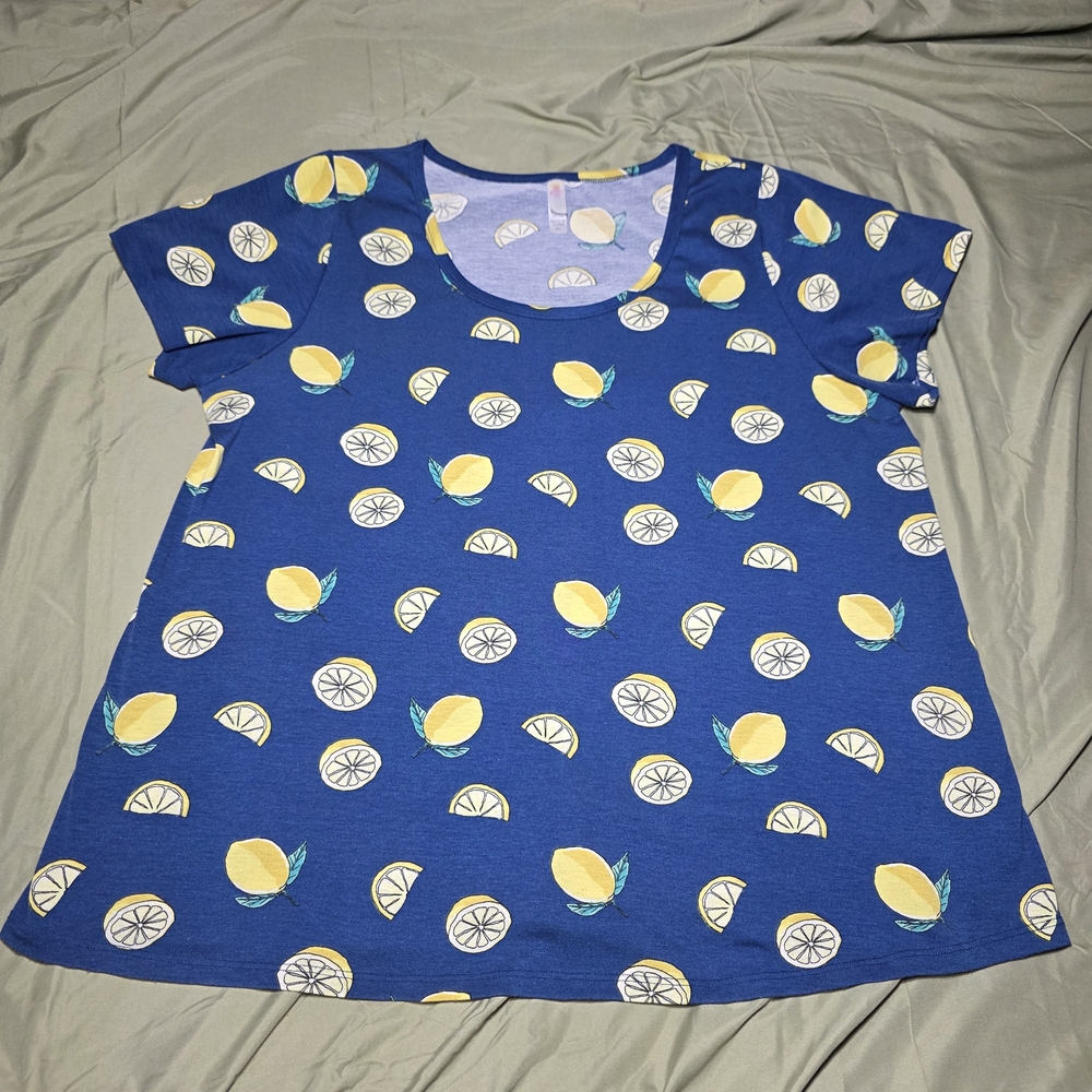 LuLaRoe Blue Lemon Print Women's Tee